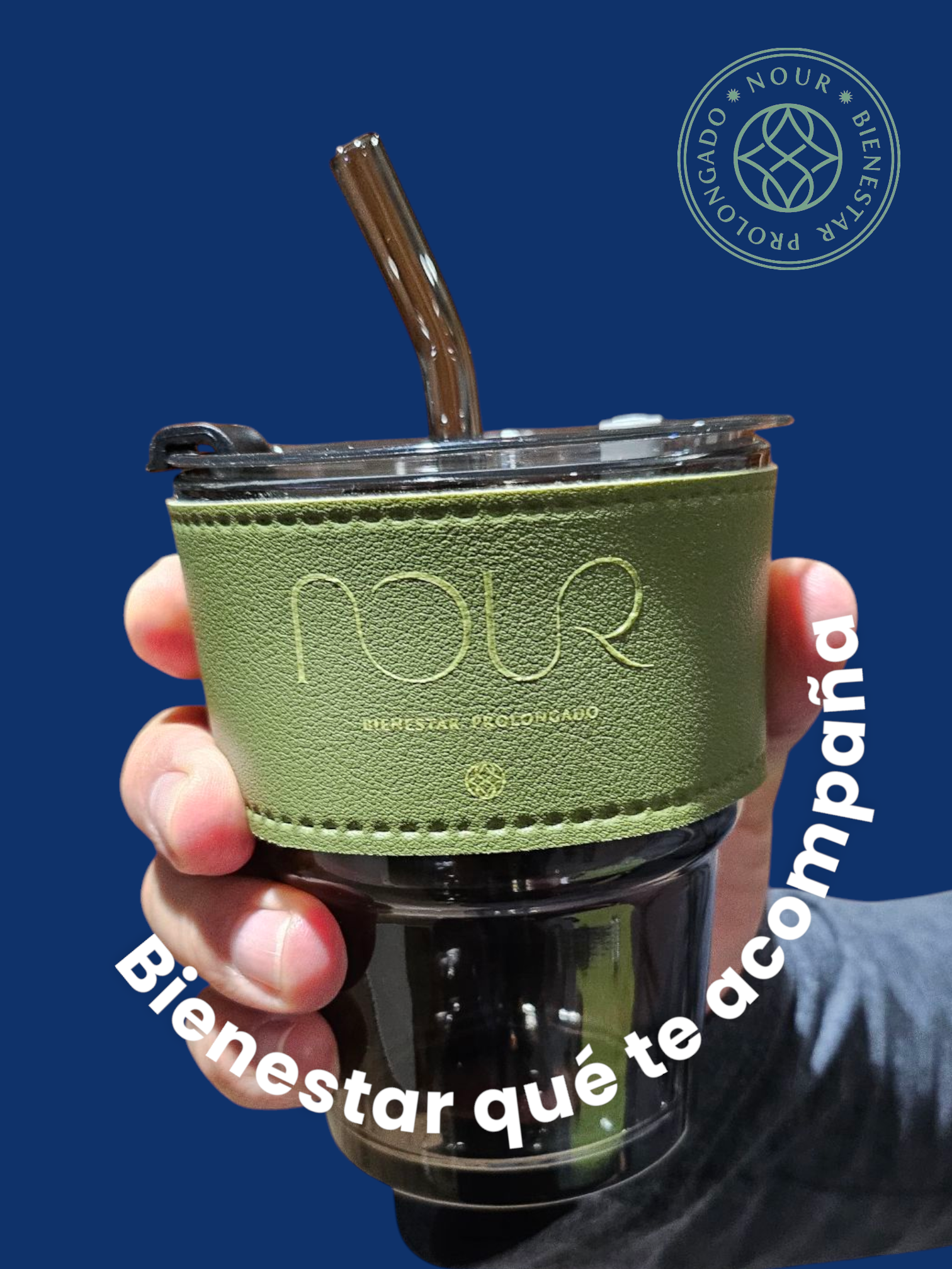 VASO BLACK MOOD ON NOUR HAND